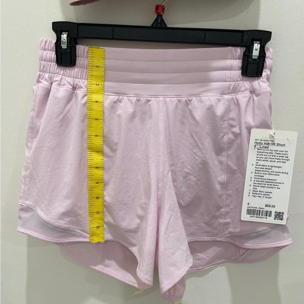 SOLD OUT Lululemon pink hotty hot shorts 4” size 6 - Picture 7 of 16